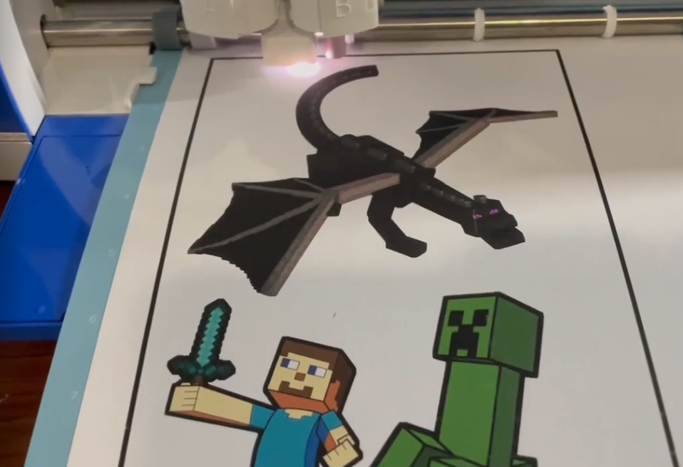 How to create a Minecraft Cake Topper using your cutting machine