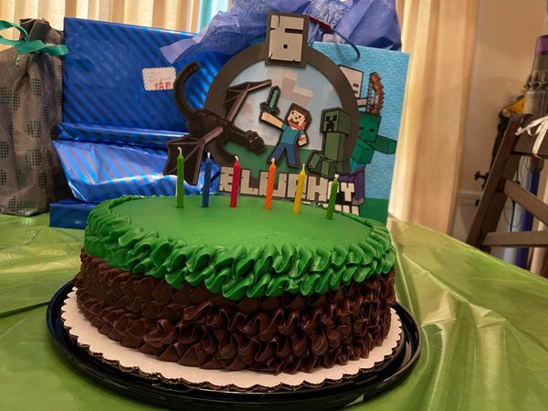 How to create a Minecraft Cake Topper using your cutting machine